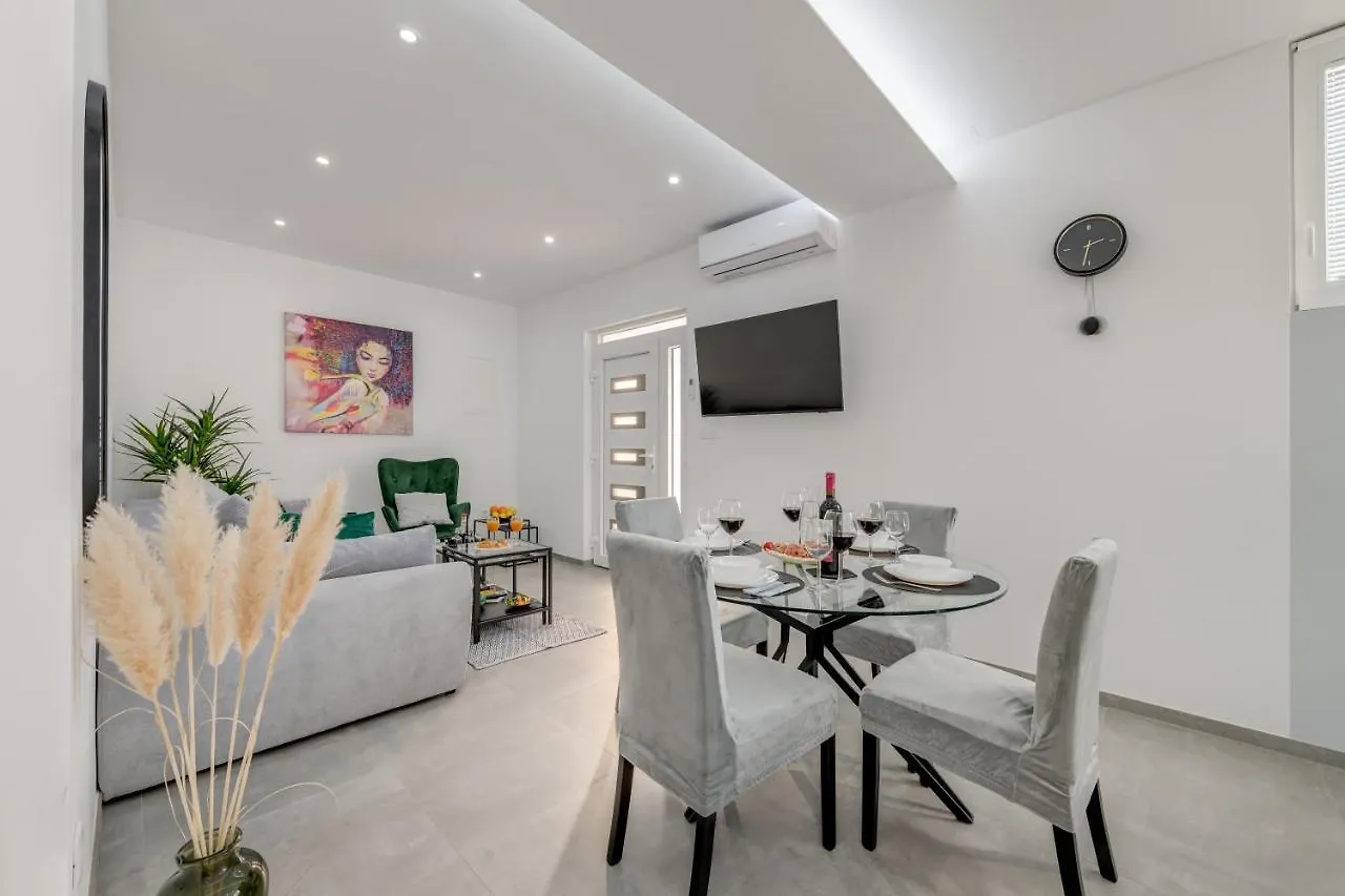 Brand New Luxury Apartment Asi Split